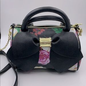 Betsey Johnson Purse Big Bow Roses Print NWOT
